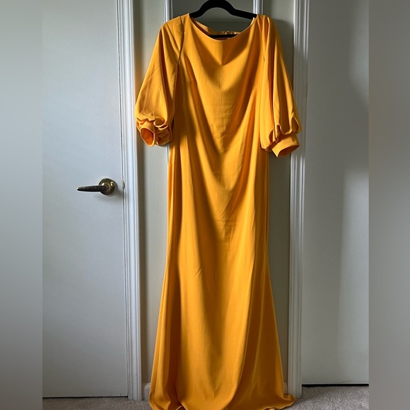 Gorgeous  Yellow  Dress - Picture 2 of 5